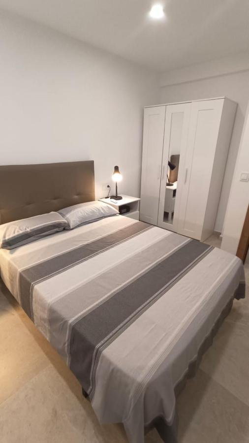 Piso Malaga Cerca Playa Apartment Luaran gambar